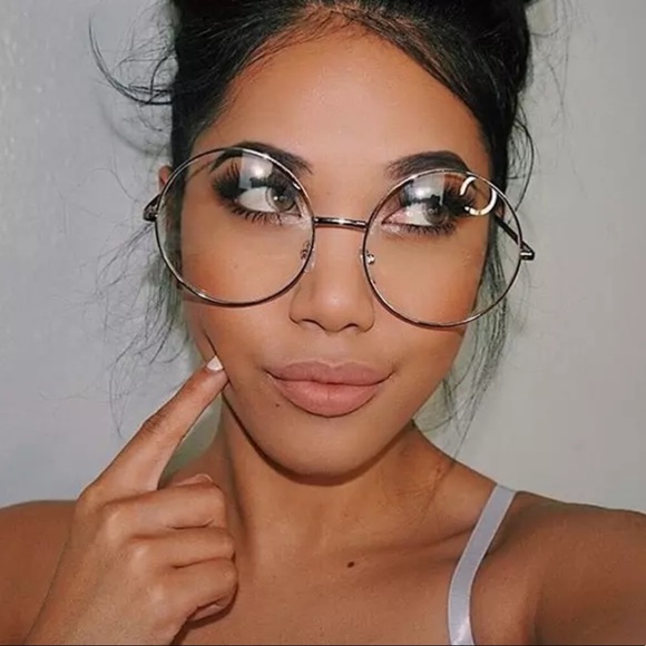 Accessories - Retro Circle Shades